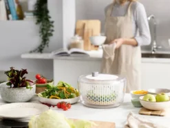 Joseph Joseph Multi-Prep™ 4-teiliges Salatzubereitungsset - Mehrfarbig 28 Joseph Joseph Multi-Prep™ 4-teiliges Salatzubereitungsset - Mehrfarbig -Kaufland Verkäufe 021676176bf4a9c56a446668c2b69a31