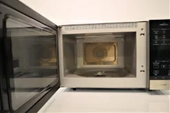 Bauknecht MW 49 SL Mikrowellen - Silber / Aluminium 24 Bauknecht MW 49 SL Mikrowellen - Silber / Aluminium -Kaufland Verkäufe 0e08d8fc6d0a39e80a2018c7c79094c4