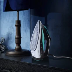 Taylor Swoden Doris - Dampf Bügeleisen 2700 Watt, Keramik-Bügelsohle, Selbstreinigungs- & Sprühwasserfunktion, Tropfstopp, Vertikaldampf -Kaufland Verkäufe 136bbadcdf47604d5793549a00851df7