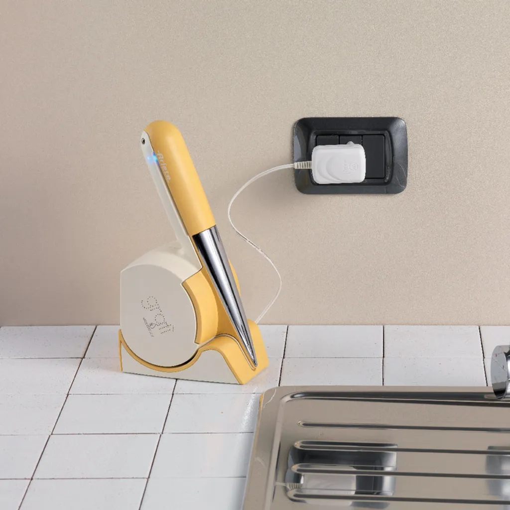 Ariete Elektrische Käse-/Schoko-/Nuss-Reibe GRATI Wasserdicht 5 Ariete Elektrische Käse-/Schoko-/Nuss-Reibe GRATI Wasserdicht – Bild 3