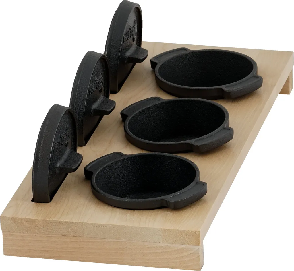 BBQ-Toro Mini Dutch Oven Set Mit Holzunterlage | 3 X Ø 11 Cm | Gusseisen Töpfe 7 BBQ-Toro Mini Dutch Oven Set Mit Holzunterlage | 3 X Ø 11 Cm | Gusseisen Töpfe – Bild 5