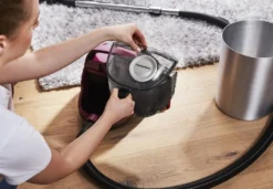 Grundig Bodenstaubsauger »VCC 3870 A«, 800 W, -Kaufland Verkäufe 1ee7231f2ebba74442e12e74d6bc86b2