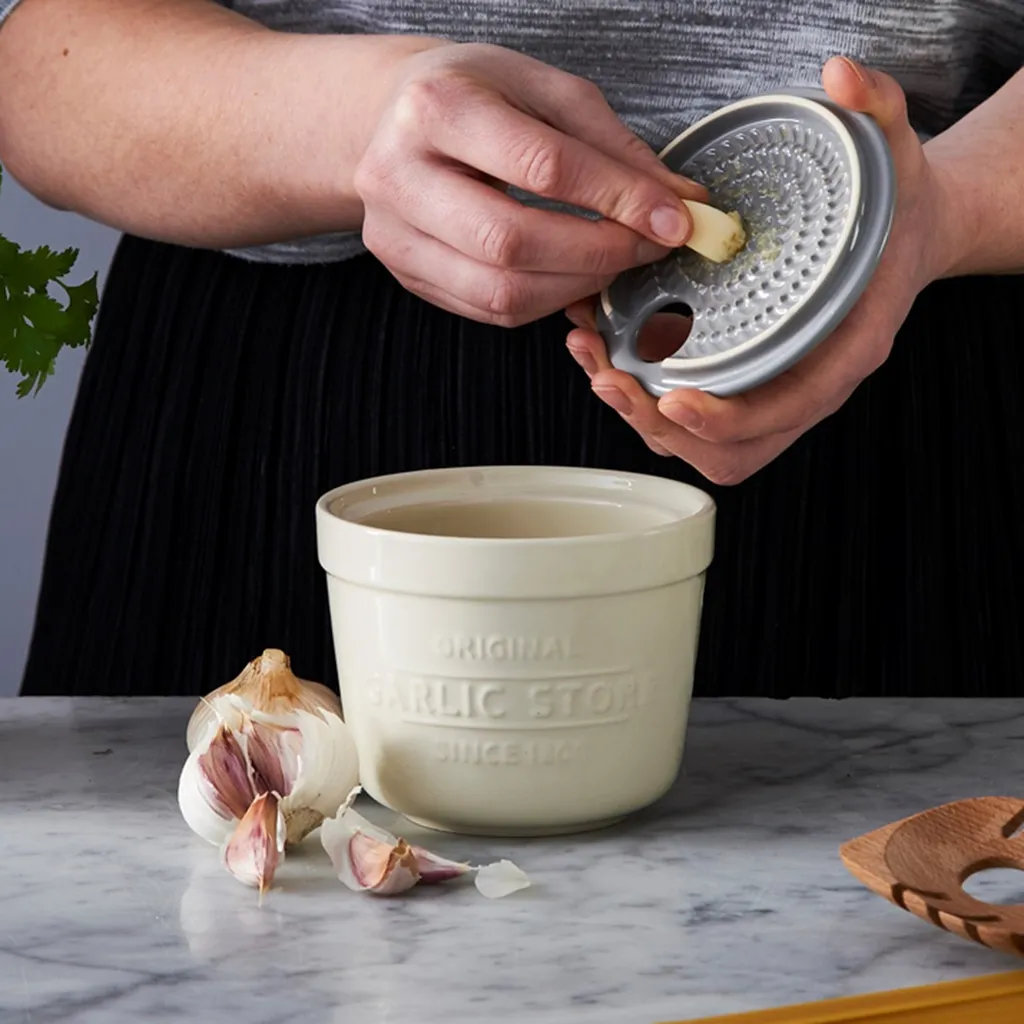 Mason Cash Knoflook Rasp + Kom Innovative Kitchen 9 Mason Cash Knoflook Rasp + Kom Innovative Kitchen – Bild 7