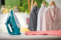 Tefal Dampfbügeleisen FV5737 Easygliss Plus 2500Watt Türkis/weiß 13 Tefal Dampfbügeleisen FV5737 Easygliss Plus 2500Watt Türkis/weiß -Kaufland Verkäufe 2f862085c723f49c3d841e5086748933