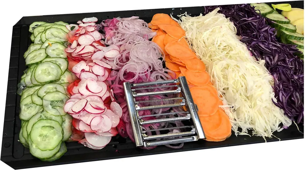 Muxel Gemüse-Hobel (Vierfachhobel) Mega-Set Mit 5 Zusätzlichen Einsätzen In Der Praktischen Multi-Box, Lila 9 Muxel Gemüse-Hobel (Vierfachhobel) Mega-Set Mit 5 Zusätzlichen Einsätzen In Der Praktischen Multi-Box, Lila – Bild 7