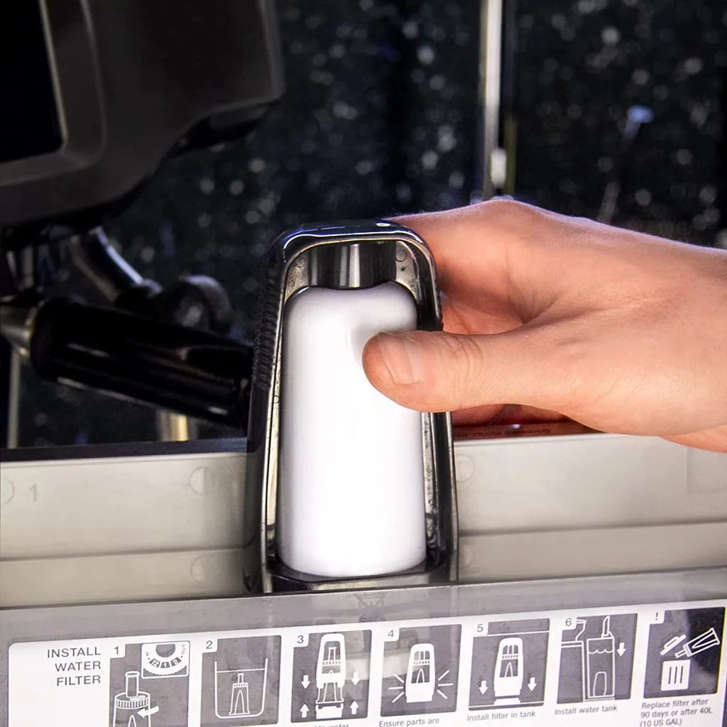 Wessper 4 Stück Wasserfilter Für Sage Kaffeemaschinen | Barista Zubehör Ersatz Für Sage Claro Swiss, Sage Barista Express Pro SES008, SES875,BES920, SES980, SES990, BES811, SES878, SES880, SES811 8 Wessper 4 Stück Wasserfilter Für Sage Kaffeemaschinen | Barista Zubehör Ersatz Für Sage Claro Swiss, Sage Barista Express Pro SES008, SES875,BES920, SES980, SES990, BES811, SES878, SES880, SES811 – Bild 6