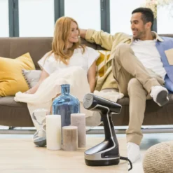 TEFAL Kleiderdampfer DT8270 Handheld, 2000 W, 0,19 L, 30 G/min, Schwarz 32 TEFAL Kleiderdampfer DT8270 Handheld, 2000 W, 0,19 L, 30 G/min, Schwarz -Kaufland Verkäufe 37b5ad603afa8a158cb70a2b7e6f2bb2