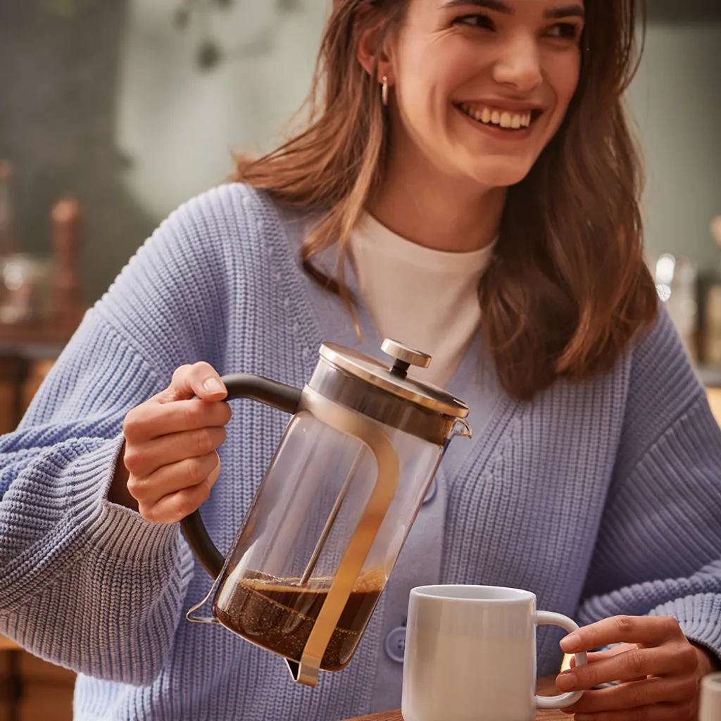 Tchibo Siebstempelkanne, French Press, Edelstahlsieb, Borosilikatglas, 800ml, Silber 5 Tchibo Siebstempelkanne, French Press, Edelstahlsieb, Borosilikatglas, 800ml, Silber – Bild 3