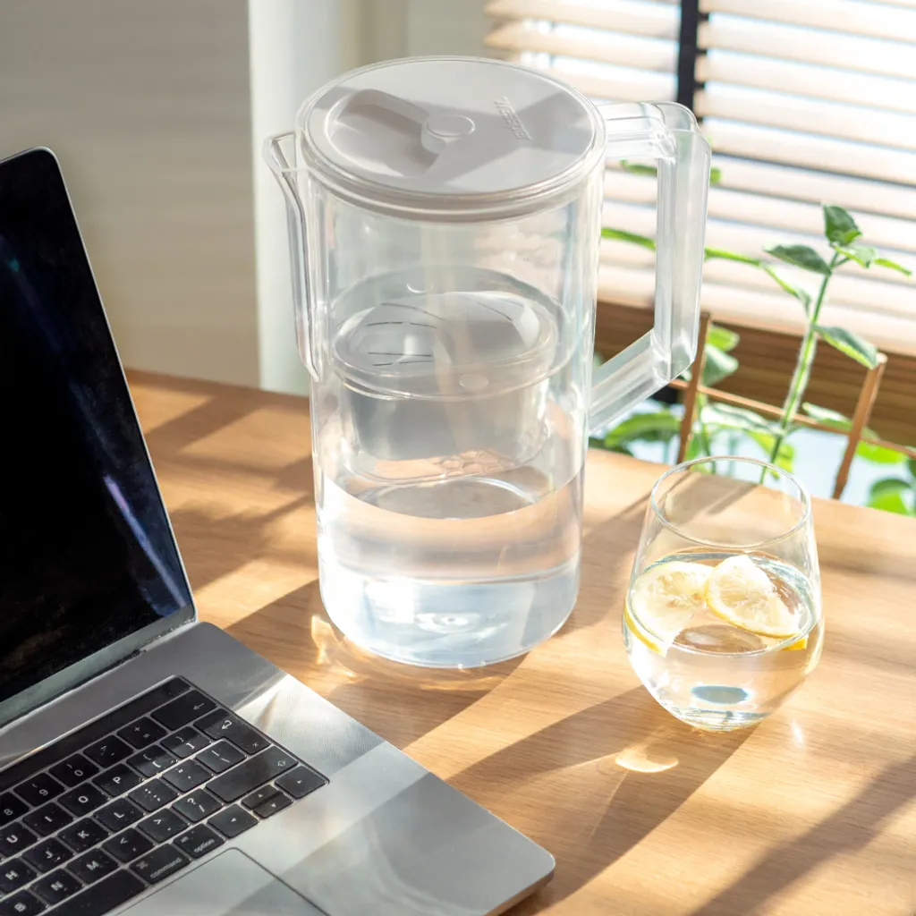 Wessper Wasserfilterkanne 2.5 L Kompatibel Mit Brita Maxtra, Wasser Filtersystem Zur Reduzierung Von Kalk, Chlor | Inklusive 1 Wasserfilterkanne + Wasserfilter -Kartusche Weiß/Weiß 12 Wessper Wasserfilterkanne 2.5 L Kompatibel Mit Brita Maxtra, Wasser Filtersystem Zur Reduzierung Von Kalk, Chlor | Inklusive 1 Wasserfilterkanne + Wasserfilter -Kartusche Weiß/Weiß – Bild 10