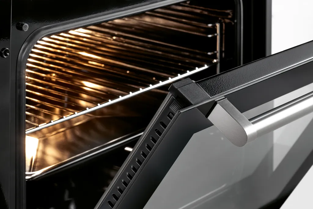 Bomann Elektroherd Set, Backofen Mit Glaskeramik-Herdplatte Und 4 Kochplatten, Ofen M. Ober-/Unterhitze, Grill- Und Umluft Mit Ceranfeld, Backofen M. Touch-Display EHBC 7933 IX 6 Bomann Elektroherd Set, Backofen Mit Glaskeramik-Herdplatte Und 4 Kochplatten, Ofen M. Ober-/Unterhitze, Grill- Und Umluft Mit Ceranfeld, Backofen M. Touch-Display EHBC 7933 IX – Bild 4