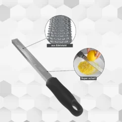 2er Pack Zitronenreibe Aus Edelstahl Parmesanreibe 32,5 Cm Ingwerreibe Multifunktionaler Zester Reibe Muskatnuss Reibe Mit Schutz & Reinigungsbürste Hobel Reibe Für Schokolade, Käse, Kokosnuss -Kaufland Verkäufe 5810190485c72c1a7640d78d8c6d5380 1
