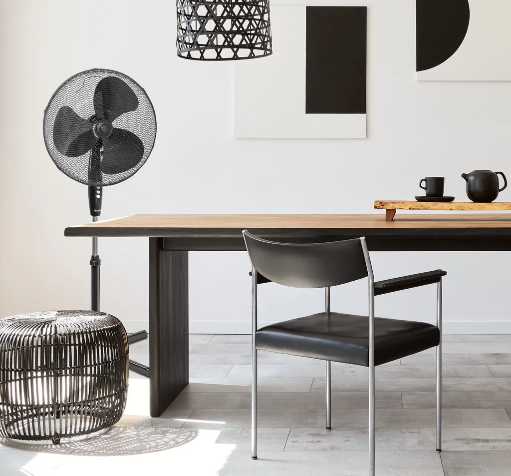 Bestron Standventilator Mit Drei Geschwindigkeitsstufen, Ventilator Mit 75° Oszillation-Funktion & Höhenverstellbar Bis 122 Cm, Ø 45 Cm, 45 W, ASV45Z, Farbe: Schwarz 3 Bestron Standventilator Mit Drei Geschwindigkeitsstufen, Ventilator Mit 75° Oszillation-Funktion & Höhenverstellbar Bis 122 Cm, Ø 45 Cm, 45 W, ASV45Z, Farbe: Schwarz