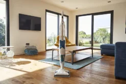 Rowenta Bodendampfreiniger Clean & Steam Revolution RY7757 | 2 In 1 Reingung | Verdampfer Für ätherische Öle | Alle Bodenarten | Anti-Kalk-Kartusche | Weiß/Blau -Kaufland Verkäufe 62a2e9d3cd10819ab5644255533e6587