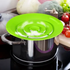 2x Oramics Überkochschutz Aus Silikon Für Töpfe Zwischen Ø 15-25 Cm – Topfdeckel Spritzschutz Überlaufschutz Verhindert überkochen Und Spritzen Von Flüssigkeiten Und Schütz Ihren Herd 14 2x Oramics Überkochschutz Aus Silikon Für Töpfe Zwischen Ø 15-25 Cm – Topfdeckel Spritzschutz Überlaufschutz Verhindert überkochen Und Spritzen Von Flüssigkeiten Und Schütz Ihren Herd -Kaufland Verkäufe 64d2e66e5b24490b304717e5aa45518c