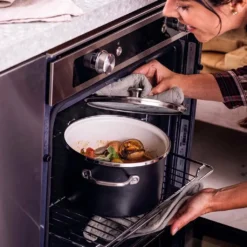 KitchenAid Kochtopf Steel Core Enamel Matt Schwarz - ø 20 Cm / 3,7 Liter -Kaufland Verkäufe 64d56ccd33267539a5706604bba4e338