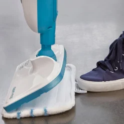 Black & Decker Black+Decker FSM13E1 Dampfbesen Steam Mop, Basic (Dampfreiniger Für Hygienische, Gründliche Sauberkeit, Abnehmbarer Stiel, Einfache Bedienbarkeit, Inkl. 1 Mikrofaser-Pad), 1300 W -Kaufland Verkäufe 7b53f0656968c4f02970dd8aba596b36