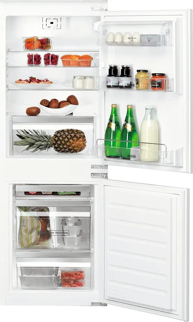 Bauknecht KGIS 16F2 P StopFrost Einbau-Kühl-/Gefrierkombination (Nische 158) / Gesamtnutzinhalt: 232 Liter/ ProFresh/ Hygiene+ Filter / StopFrost / Abtauautomatik Im Kühlteil, Weiss 3 Bauknecht KGIS 16F2 P StopFrost Einbau-Kühl-/Gefrierkombination (Nische 158) / Gesamtnutzinhalt: 232 Liter/ ProFresh/ Hygiene+ Filter / StopFrost / Abtauautomatik Im Kühlteil, Weiss