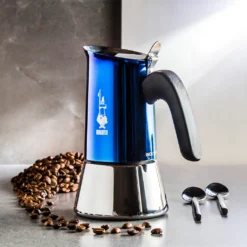 Bialetti NEW VENUS 4TZ Blu -Kaufland Verkäufe 7c65438ef9a201857508f43b4abe16e3