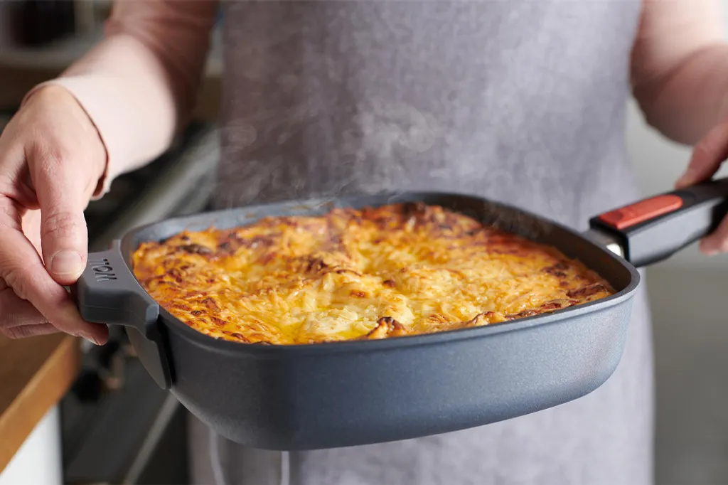 WOLL Induktionspfanne 22 X 22 Cm Quadratisch Mit Abnehmbarem Griff Diamond Lite, Antihaftbeschichtet 1622DPI 8 WOLL Induktionspfanne 22 X 22 Cm Quadratisch Mit Abnehmbarem Griff Diamond Lite, Antihaftbeschichtet 1622DPI – Bild 6