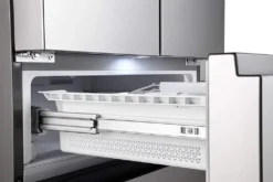 Hisense RF540N4SBI2 Side-by-Side Kühl-Gefrierkombination - Freistehend - Edelstahl-Look - 480 Liter Gesamtvolumen - LED-Display - LED-Innenbeleuchtung - TotalNoFrost - Multi Air Flow - CrispZone -Kaufland Verkäufe 893a64c00a9dc4b0aa0addaf7fc08e11