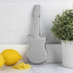 Käsereibe Und Zester – Gitarrenform -Kaufland Verkäufe 8cd4c74b26d3f0b1916b850707e8f5c9