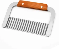 Edelstahl Wellenschneider Gemüsehobel, Kartoffelschneider Kartoffel Cutter Seifenschneider Küche Schneidwerkzeug Für Kartoffeln Karotten Gurken Handgemachte Seife -Kaufland Verkäufe 8e72df5dd955c2781fad93174a2689d8 1