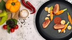 TEFAL Pfanne INVISSIA 28 Cm Bratpfanne Antihaft-Versiegelung Backofen Bis 175 °C -Kaufland Verkäufe 987bca32fb130df34ad105f3fac853ae