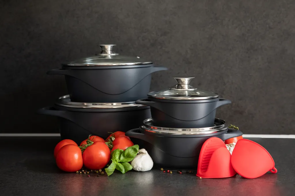 Smile MGK-12 Kochtopf, Geschmiedetes Aluminium, Schwarz 16 Smile MGK-12 Kochtopf, Geschmiedetes Aluminium, Schwarz – Bild 14