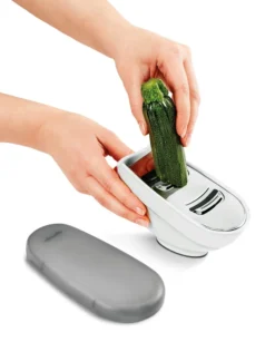 Universalreibe Mit Behälter & Deckel Käsereibe Handreibe Käsehobel 3 In 1 Reibe, Menge:1 19 Universalreibe Mit Behälter & Deckel Käsereibe Handreibe Käsehobel 3 In 1 Reibe, Menge:1 -Kaufland Verkäufe a301119ac78109b72fe6781e51f2e1e2