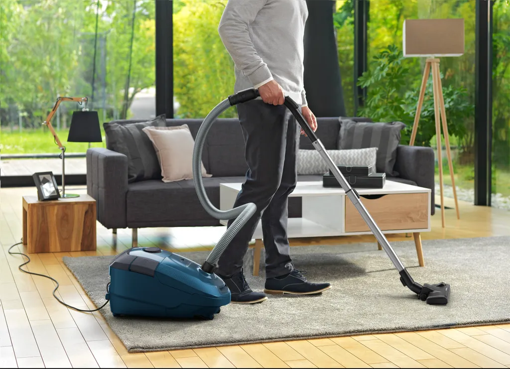 Rowenta Power XXL RO312, 450 W, Zylinder-Vakuum, Trocken, Staubbeutel, 4,5 L, Schaum, Hygienefilter 9 Rowenta Power XXL RO312, 450 W, Zylinder-Vakuum, Trocken, Staubbeutel, 4,5 L, Schaum, Hygienefilter – Bild 7