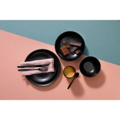 Mammoet Moon Geschirrset 6 Personen, Steingut, Bestehend Aus Tiefen Und Flachen Tellern Sowie Schalen – Je 6 Stück, Matt Schwarz, Moderne Form, Spülmaschinenfest 12 Mammoet Moon Geschirrset 6 Personen, Steingut, Bestehend Aus Tiefen Und Flachen Tellern Sowie Schalen – Je 6 Stück, Matt Schwarz, Moderne Form, Spülmaschinenfest -Kaufland Verkäufe a37967058c9525d9c789182f0c325e72