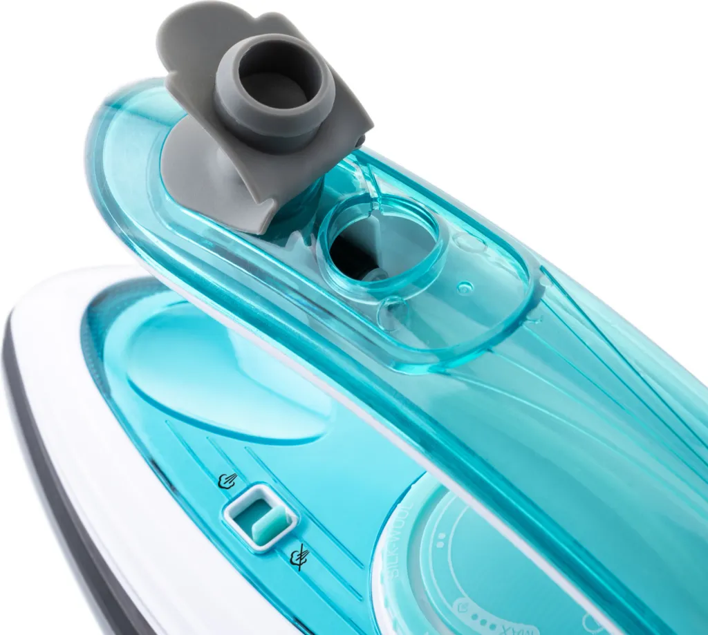 Hyundai SI 990 Reise - Dampfbügeleisen Mit Keramiksohle, 1200 Watt Und Vertikaldampf HYUSI990 8 Hyundai SI 990 Reise - Dampfbügeleisen Mit Keramiksohle, 1200 Watt Und Vertikaldampf HYUSI990 – Bild 6