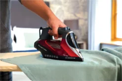 Russell Hobbs 25090-56 Dampfbügeleisen 2600 W 350 Ml Vertikaldampf Tropf-Stopp 13 Russell Hobbs 25090-56 Dampfbügeleisen 2600 W 350 Ml Vertikaldampf Tropf-Stopp -Kaufland Verkäufe a4f7743bd0e4c4d3d8404d405852eee7