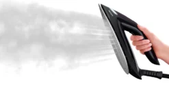 Philips PerfectCare Bügelstation, Keramiksohle, 170 G/min Konstanter. Dampf, 8.5 Bar, 2700 W, Schwarz (PSG8160/30) -Kaufland Verkäufe af23b7454e08cbacda05570df2e7ef2b