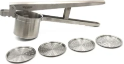 Westmark 611-72260 Spätzlepresse Edelstahl Mit 4 Einsätzen, Silber -Kaufland Verkäufe b2c29fc08c99d49e015c8d945e6c29da