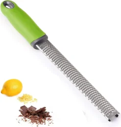 Muskatreibe: Parmesanreibe Feinreibe Rasiermesserscharf, Photo-geätzt, Edelstahl (Stabreibe)