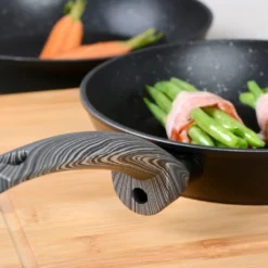 GRÄWE Aluminium-Pfannenset, Ø 20 Cm, Ø 24 Cm, Ø 28 Cm, Beschichtet, 3-teilig, Inkl. Pfannenwender 25 GRÄWE Aluminium-Pfannenset, Ø 20 Cm, Ø 24 Cm, Ø 28 Cm, Beschichtet, 3-teilig, Inkl. Pfannenwender -Kaufland Verkäufe b9867182680b14c0c835c2dcf4615f30