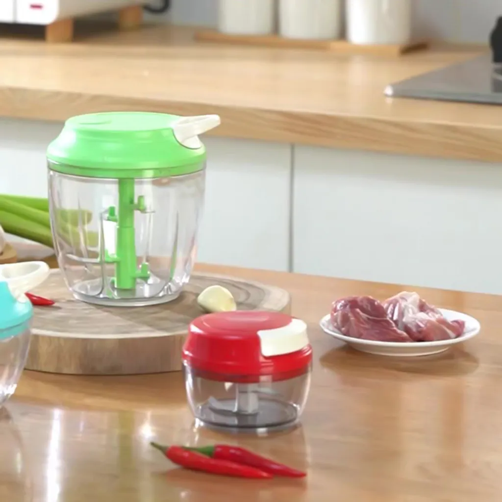 150ml Zwiebelhacker Zwiebelschneider Gemüsehacker Gemüseschneider Knoblauchhacker Küchenmaschine Rotierender Hochgeschwindigkeitsmixer Für Obst & Gemüse, Knoblauch, Zwiebeln, Nüsse, Tomaten Rot 4 150ml Zwiebelhacker Zwiebelschneider Gemüsehacker Gemüseschneider Knoblauchhacker Küchenmaschine Rotierender Hochgeschwindigkeitsmixer Für Obst & Gemüse, Knoblauch, Zwiebeln, Nüsse, Tomaten Rot – Bild 2