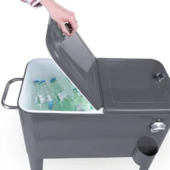 Kühlwagen, Servierwagen Outdoor Mit Großer Kühlbox, Getränkekühler Beistellwagen Für Garten, Rollbarer Party Kühlwagen Im Retro-Look – 57l, Farbe:anthrazit -Kaufland Verkäufe c0d56d4c830ebb83ce3c41c05d63a91d