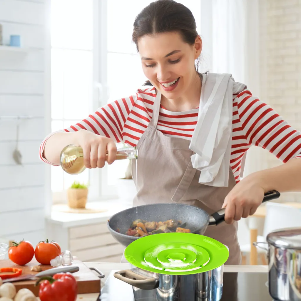 2x Oramics Überkochschutz Aus Silikon Für Töpfe Zwischen Ø 15-25 Cm – Topfdeckel Spritzschutz Überlaufschutz Verhindert überkochen Und Spritzen Von Flüssigkeiten Und Schütz Ihren Herd 10 2x Oramics Überkochschutz Aus Silikon Für Töpfe Zwischen Ø 15-25 Cm – Topfdeckel Spritzschutz Überlaufschutz Verhindert überkochen Und Spritzen Von Flüssigkeiten Und Schütz Ihren Herd – Bild 8