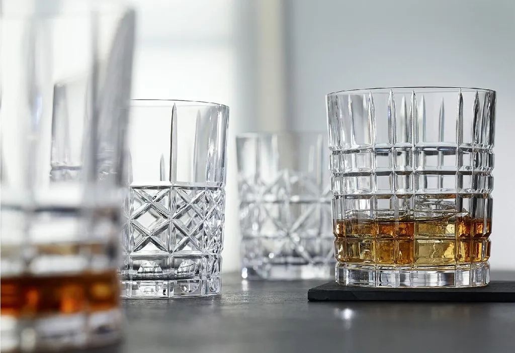 Nachtmann Whiskybecher Highland 345ml H:10,2cm, Klar (4er Pack) 19 Nachtmann Whiskybecher Highland 345ml H:10,2cm, Klar (4er Pack) – Bild 17