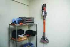 Black & Decker Black + Decker BHFEV182C2 18V Akku-Stielsauger Handstaubsauger Orange Mit 2. Akku -Kaufland Verkäufe ce001a21a99f24bdbff5688741b2e473