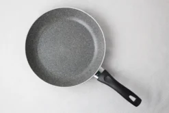 BALLARINI Bratpfanne Bologna Granitium Ø32cm 24 BALLARINI Bratpfanne Bologna Granitium Ø32cm -Kaufland Verkäufe ce680cf64334c13941c84cf9f693f47c