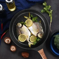 Daynee Antihaft Bratpfanne 28cm Bratpfanne Induktion Mit Echten Steinpartikeln Pfanne Mit Deckel Bratpfanne Geeignet Für Induktion, Gasherde, Elektro 11 Daynee Antihaft Bratpfanne 28cm Bratpfanne Induktion Mit Echten Steinpartikeln Pfanne Mit Deckel Bratpfanne Geeignet Für Induktion, Gasherde, Elektro -Kaufland Verkäufe d58f6ffa10080f3020b69f60bb2ca97f