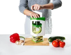 Genius Nicer Dicer Julietti Spiralschneider Deluxe-Set 17-tlg, A82121 -Kaufland Verkäufe e0f64bf6e6003c629abb7eefa7505882