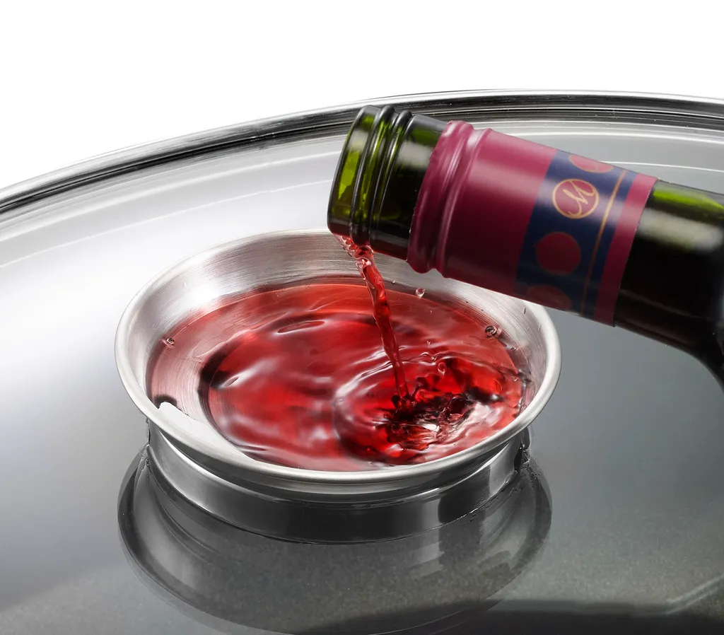 Karcher Induktions-Bräter Java Mit Deckel 8,5 L I Aluguss-Bräter Mit ILAG Antihaftbeschichtung Für Alle Herdarten Induktion + Elektro + Gas Etc. I Inkl. Deckel Mit Aromaknopf & Rosteinsatz 6 Karcher Induktions-Bräter Java Mit Deckel 8,5 L I Aluguss-Bräter Mit ILAG Antihaftbeschichtung Für Alle Herdarten Induktion + Elektro + Gas Etc. I Inkl. Deckel Mit Aromaknopf & Rosteinsatz – Bild 4