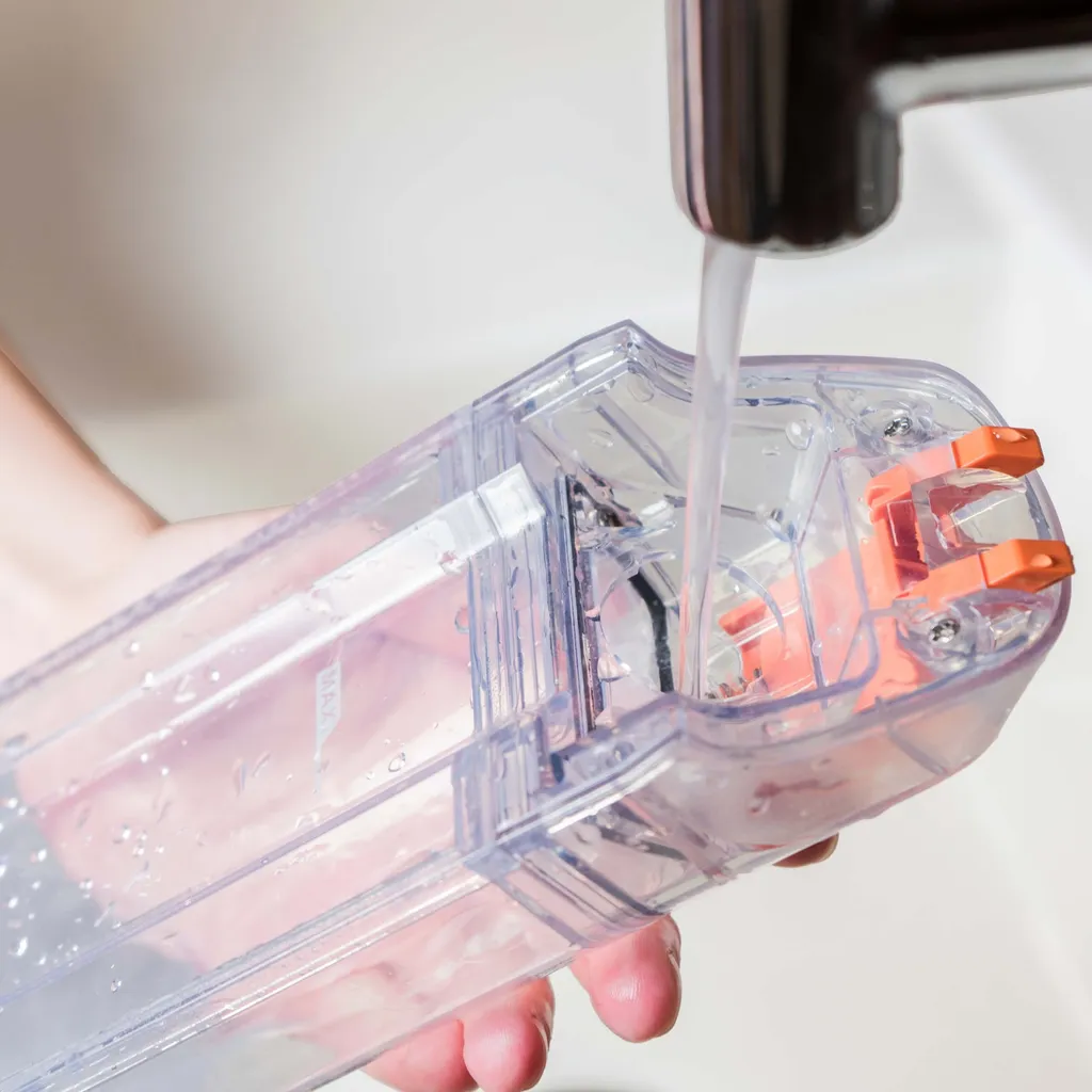 Genius Invictus X Water Set 8tlg Akku Staubsauger - Nassreiniger-Aufsatz Für Den X7 X5 X3 - Mit Aufbewahrungsstation; A28070 7 Genius Invictus X Water Set 8tlg Akku Staubsauger - Nassreiniger-Aufsatz Für Den X7 X5 X3 - Mit Aufbewahrungsstation; A28070 – Bild 5